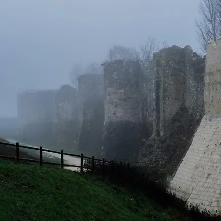Aux Capucins De * Provins